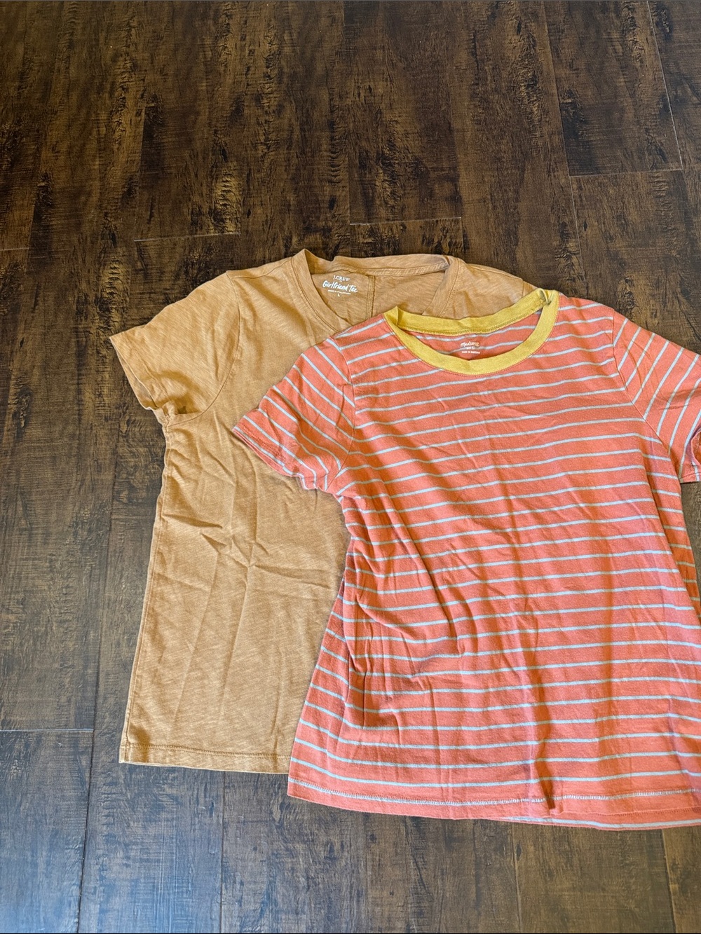 Womens size large tee shirts